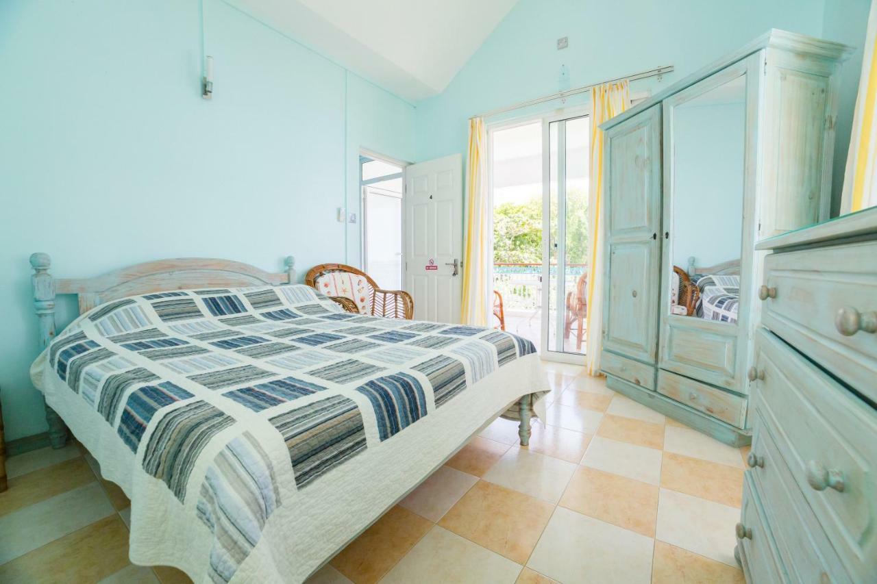 Villa Bella Charming Beachfront Guesthouse Blue Bay Eksteriør bilde